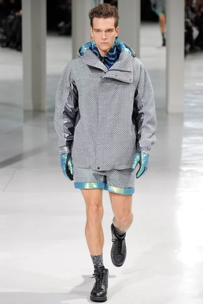 Look 23